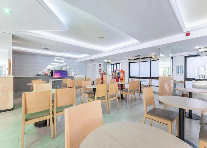 Port Vista Oro Hotel 3*