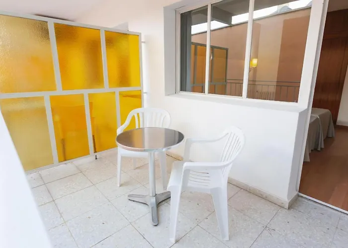 Port Vista Oro Hotel