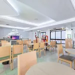 Port Vista Oro מלון 3*